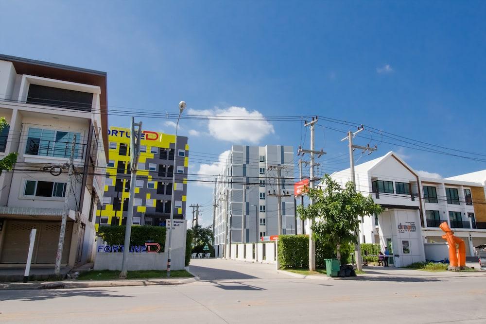 Fortune D Hotel Maesot Mae Sot Exteriör bild