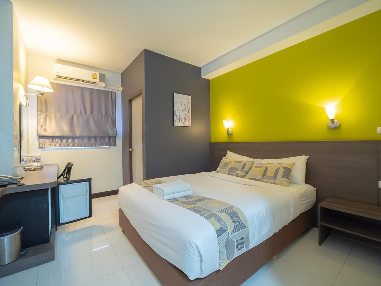 Fortune D Hotel Maesot Mae Sot Exteriör bild