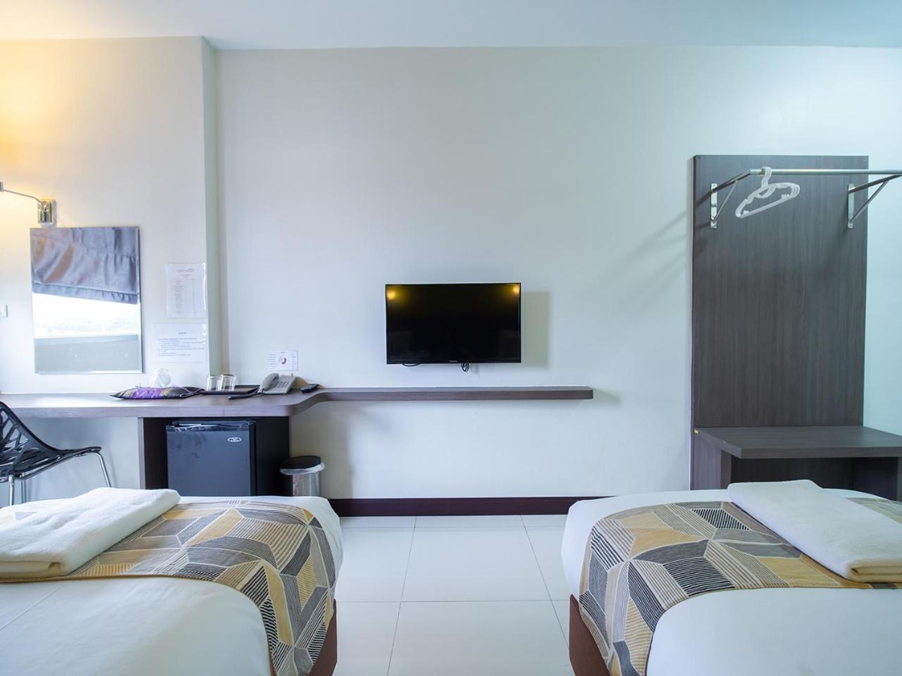 Fortune D Hotel Maesot Mae Sot Exteriör bild