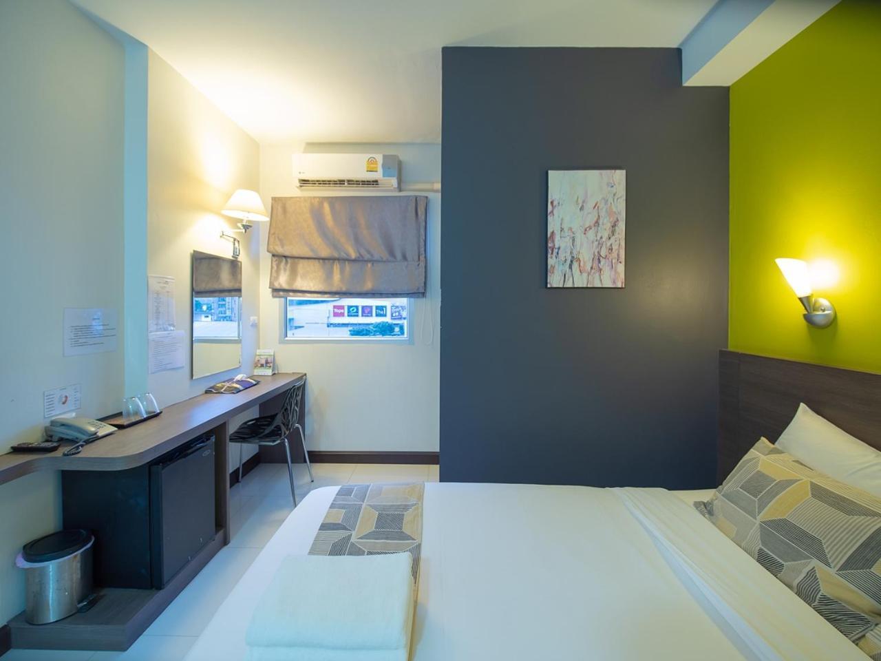 Fortune D Hotel Maesot Mae Sot Exteriör bild
