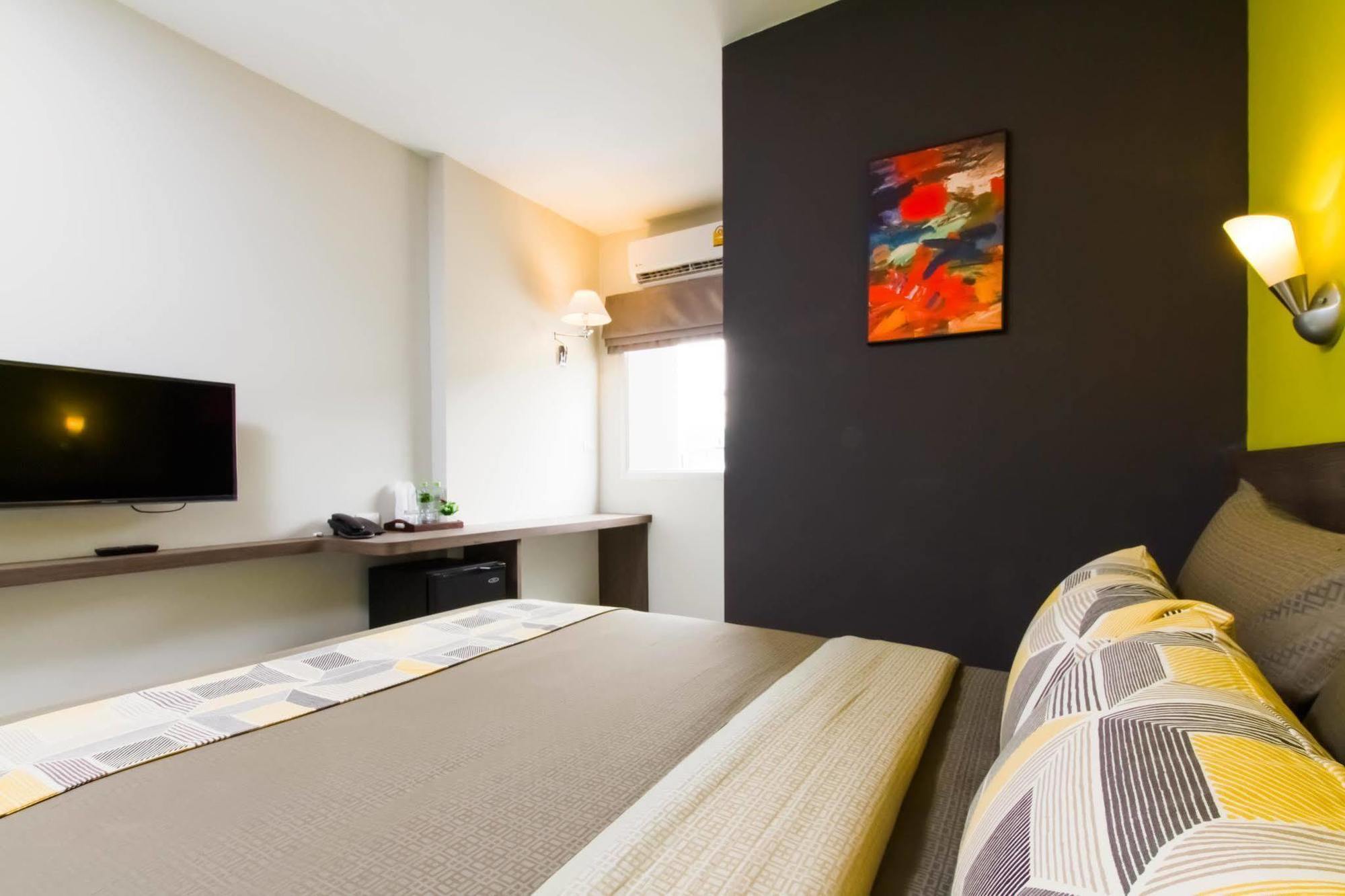 Fortune D Hotel Maesot Mae Sot Exteriör bild